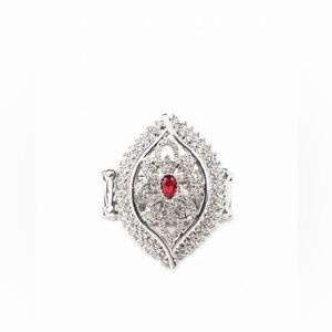 ❣️Red and white rhinestones teardrop ring❣️*